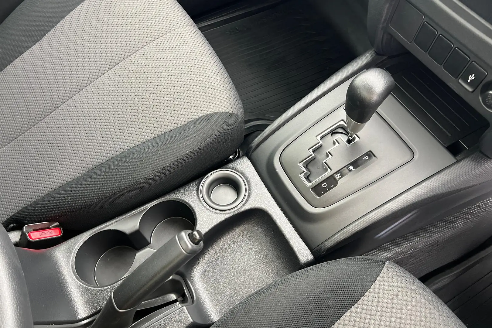 2023 Mitsubishi Triton Gallery Image 21