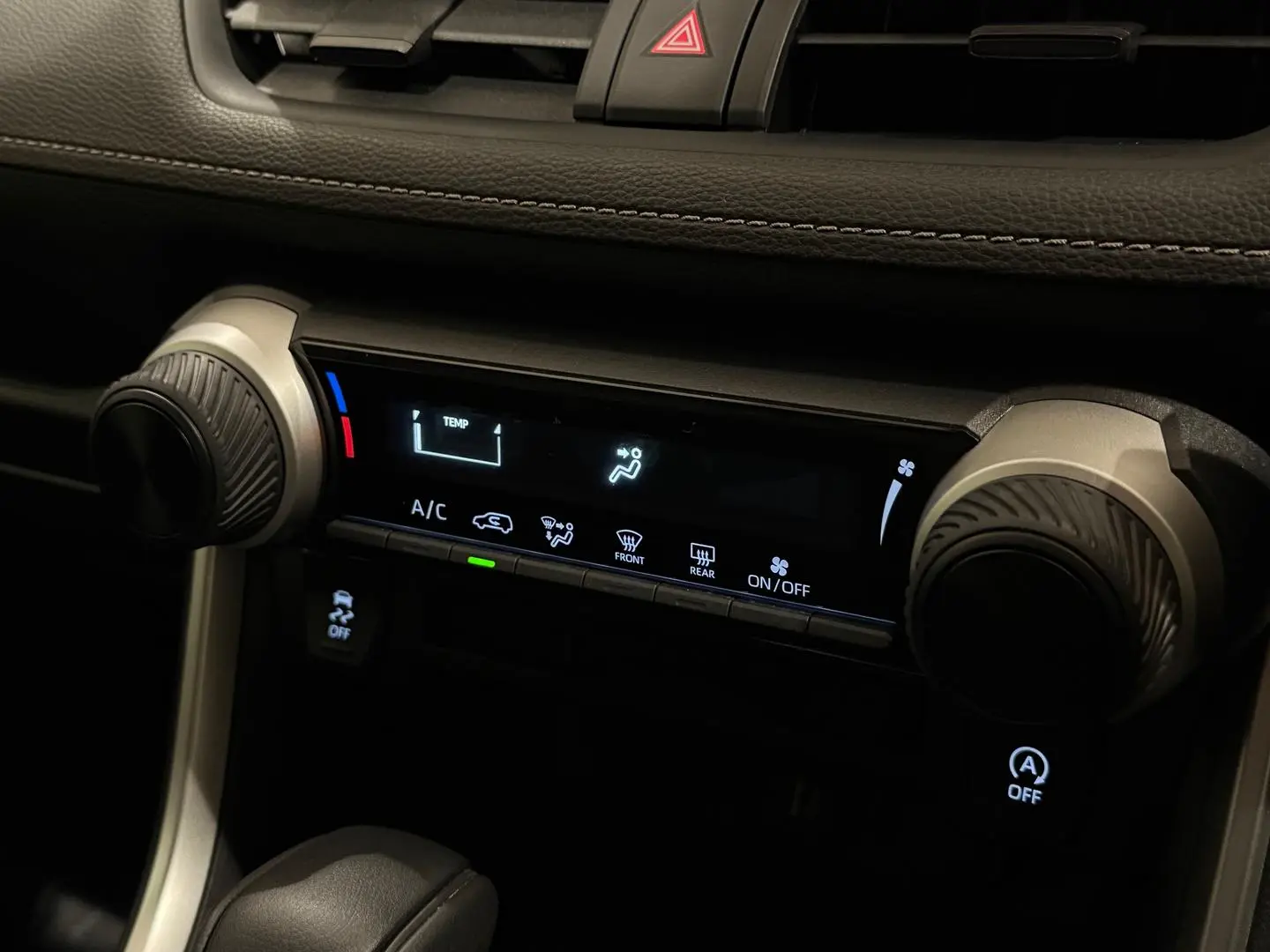2023 Toyota RAV4 Gallery Image 17