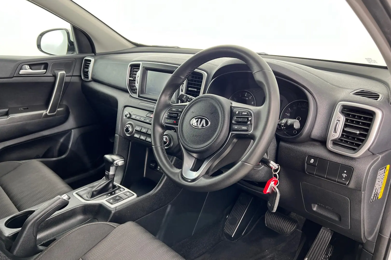 2016 Kia Sportage Image 2