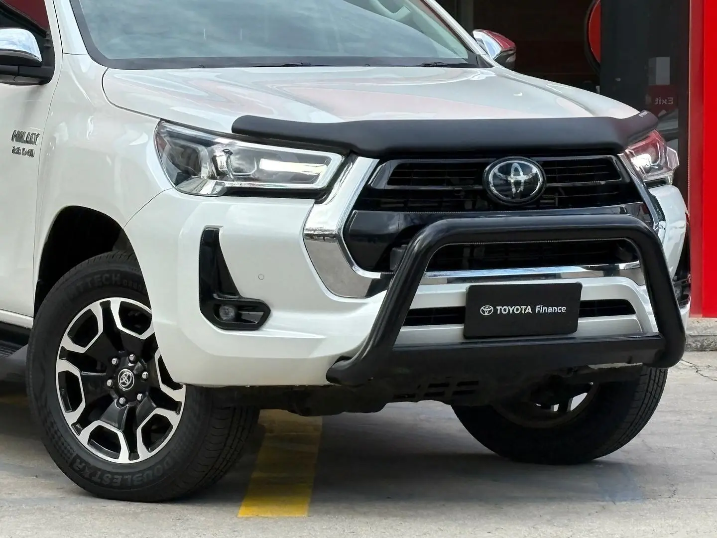2020 Toyota Hilux Gallery Image 3