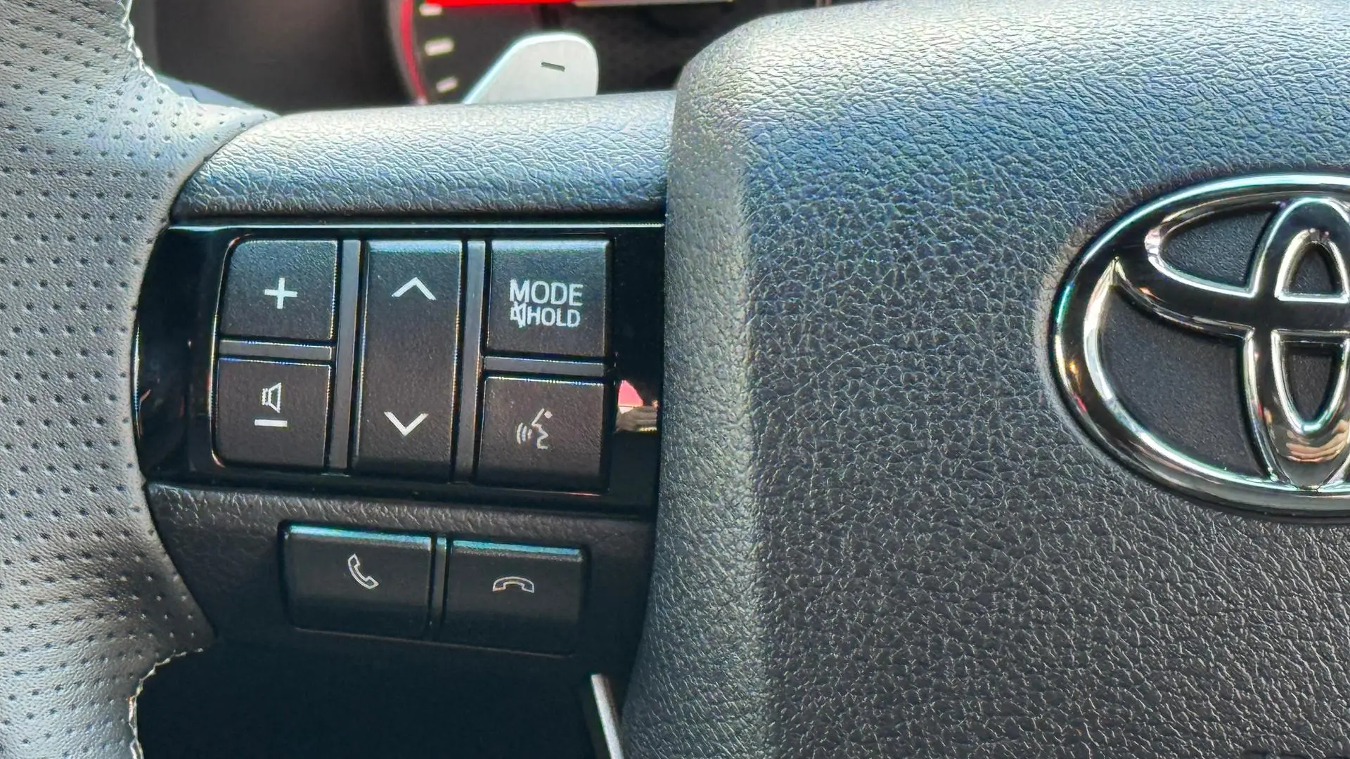 2024 Toyota Hilux Gallery Image 28