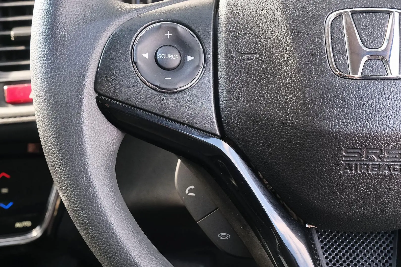 2018 Honda HR-V Gallery Image 15