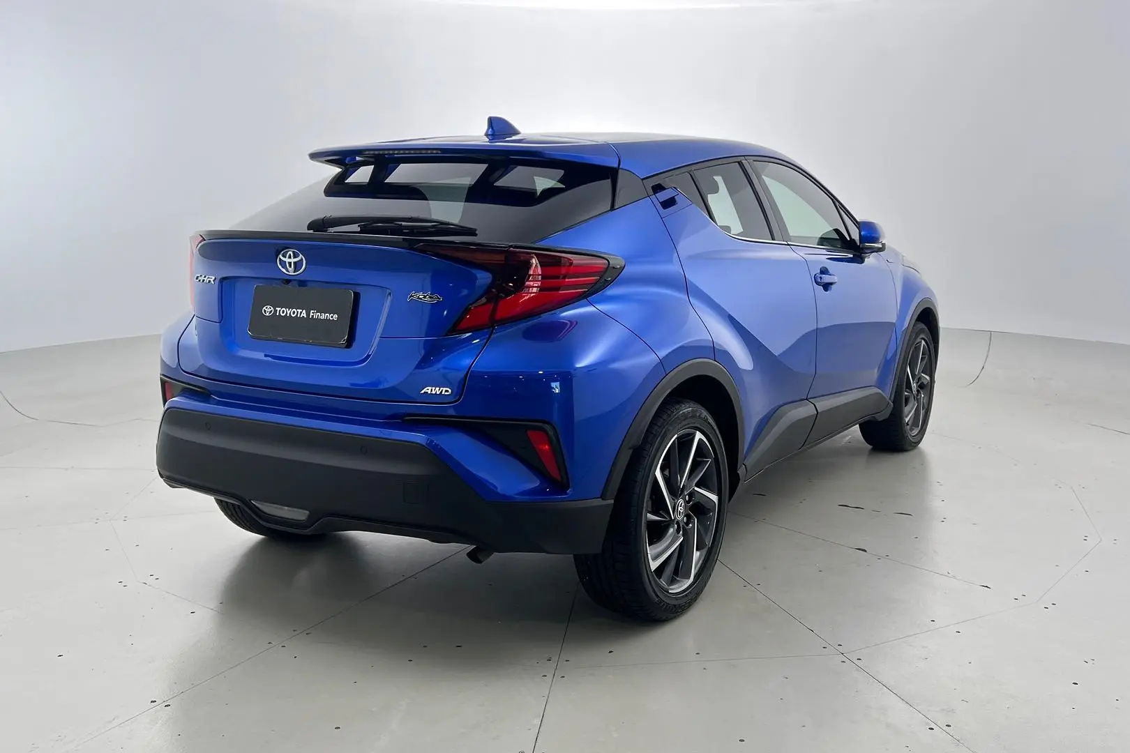 2021 Toyota C-HR Gallery Image 4