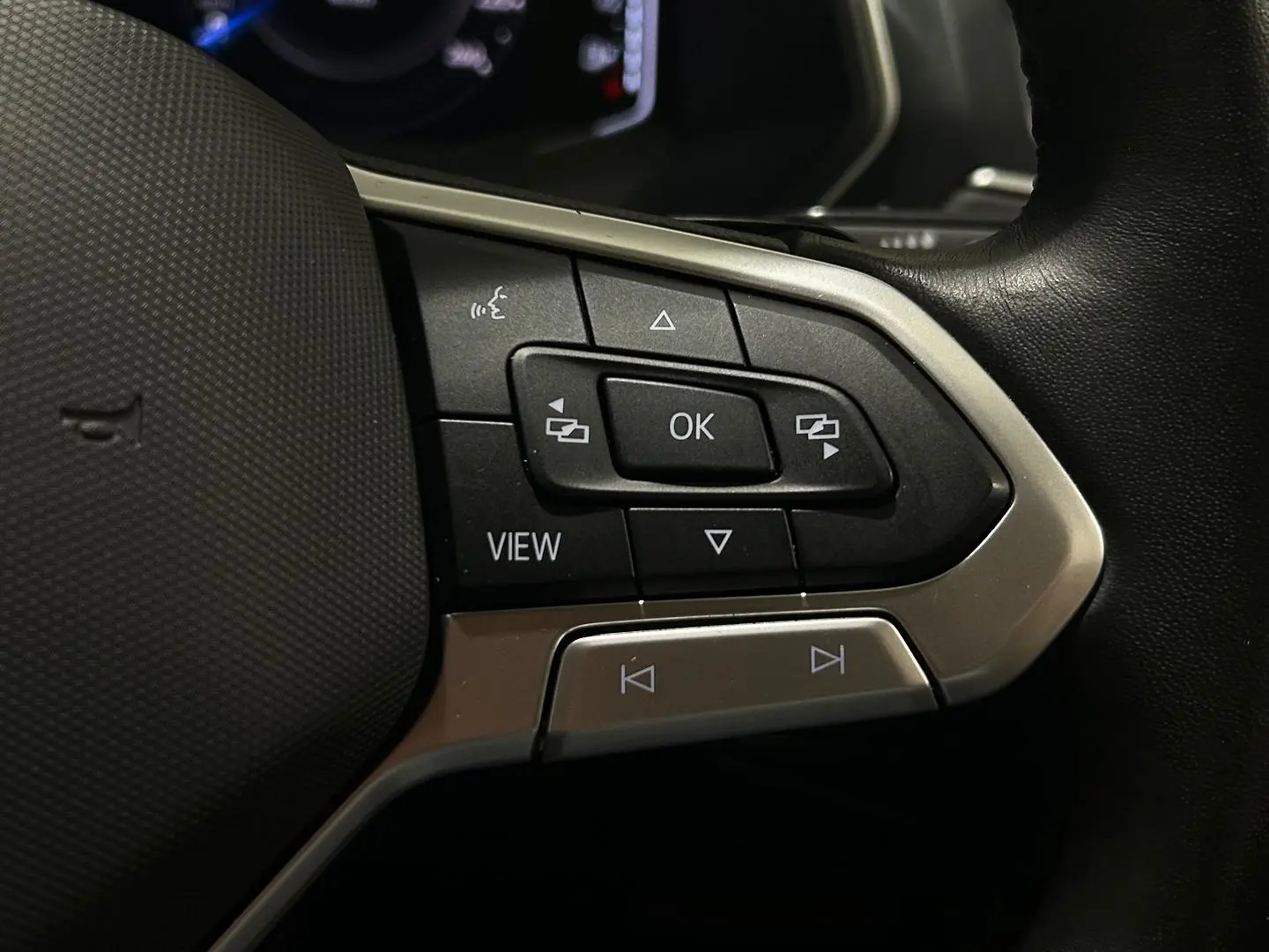2023 Volkswagen Tiguan Gallery Image 23