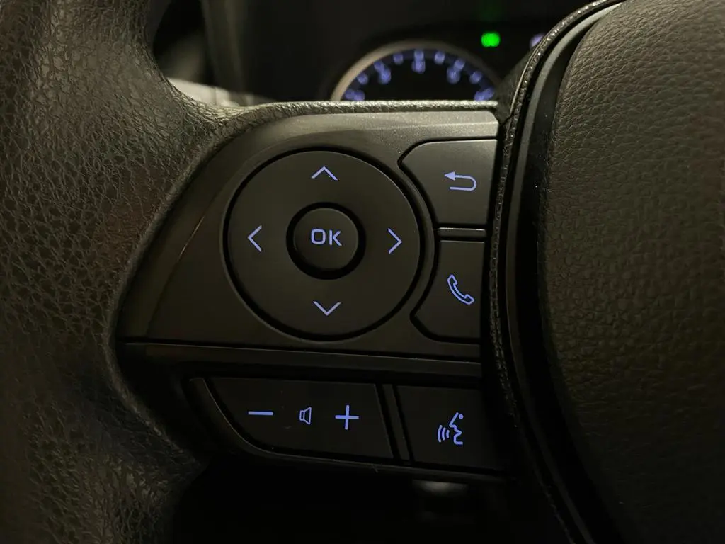 2022 Toyota RAV4 Gallery Image 16