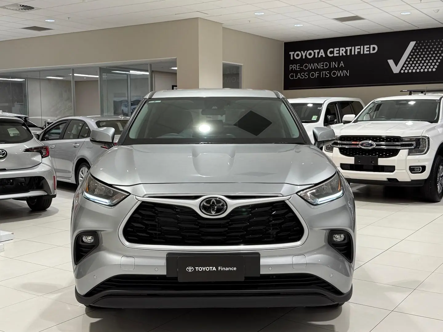 2024 Toyota Kluger Gallery Image 4