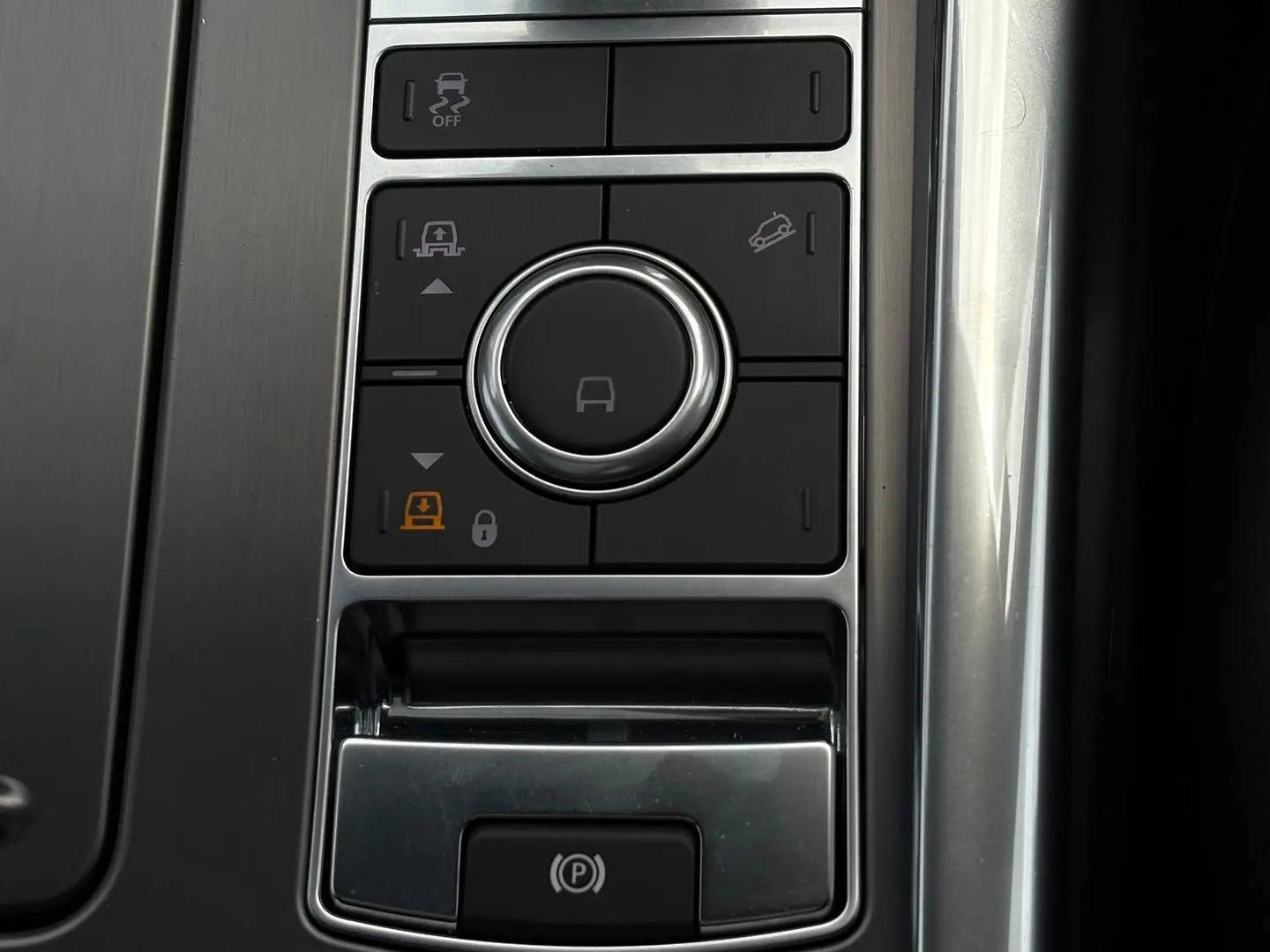 2021 Land Rover Range Rover Sport Gallery Image 24