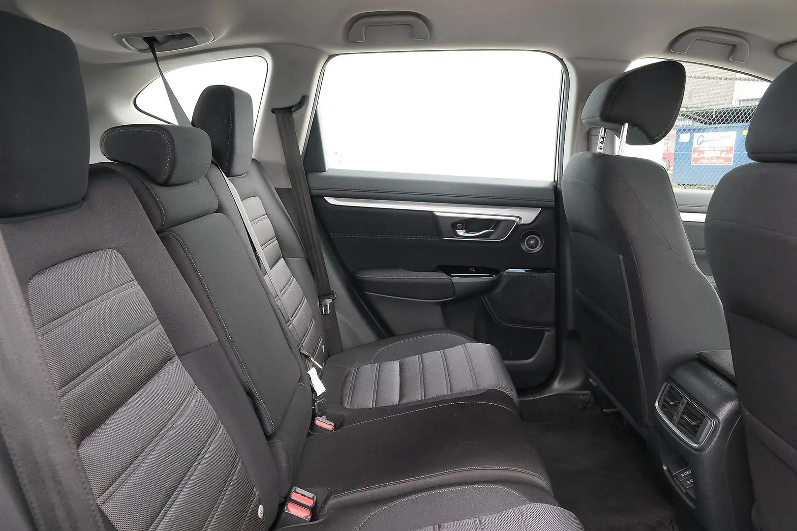 2017 Honda CR-V Gallery Image 11