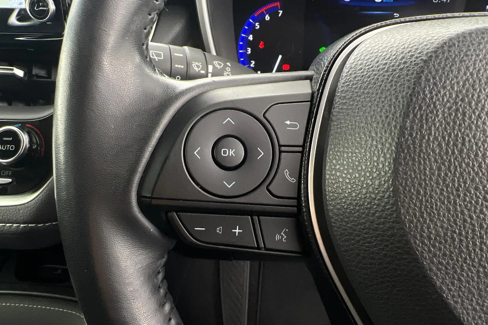 2019 Toyota Corolla Gallery Image 16