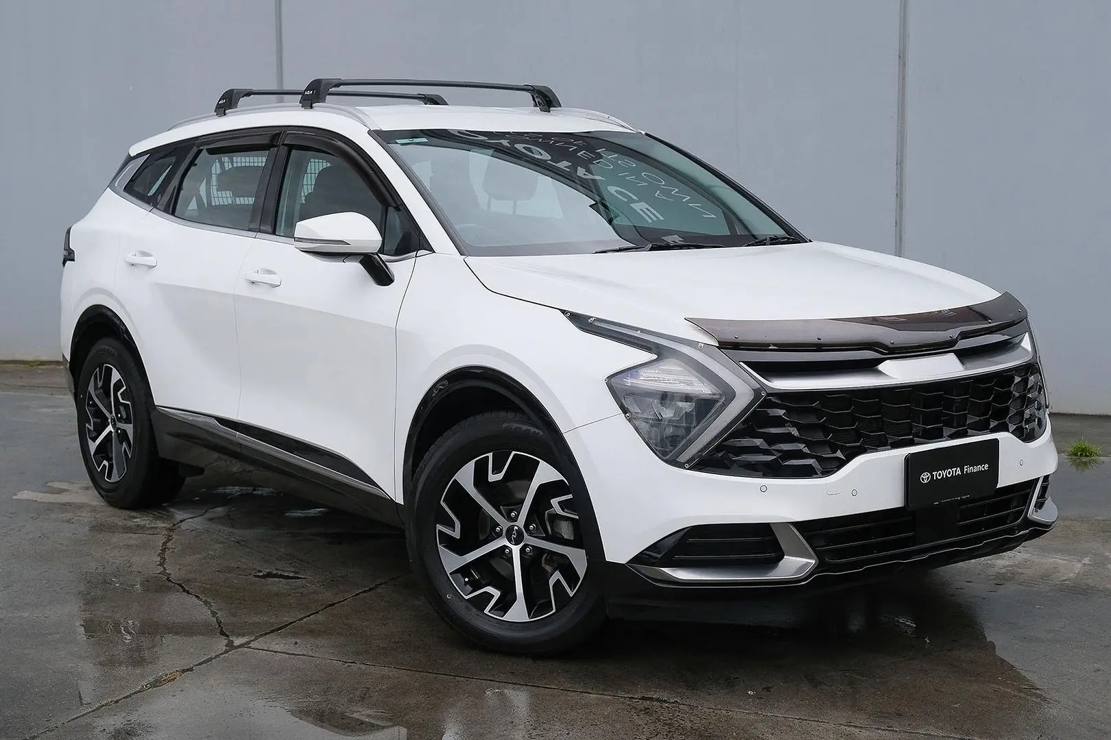 2022 Kia Sportage Gallery Image 1