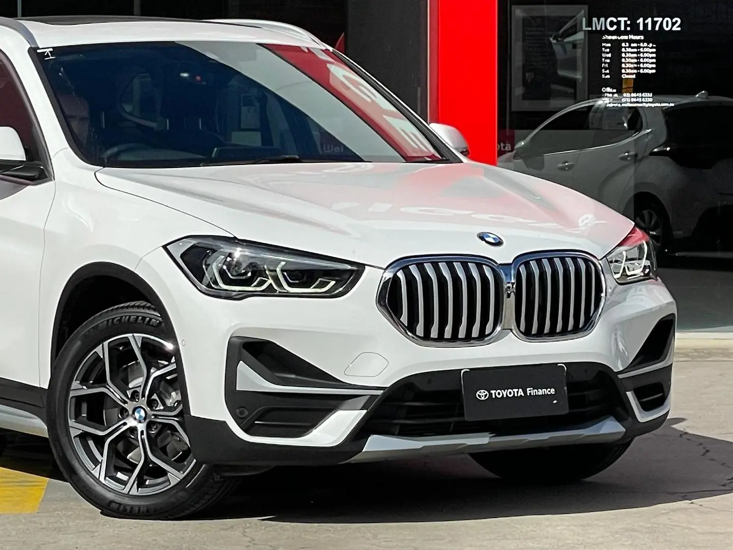 2021 BMW X1 Gallery Image 2