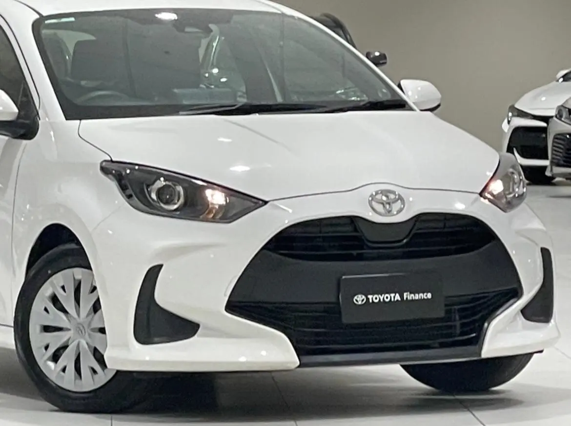 2023 Toyota Yaris Gallery Image 3