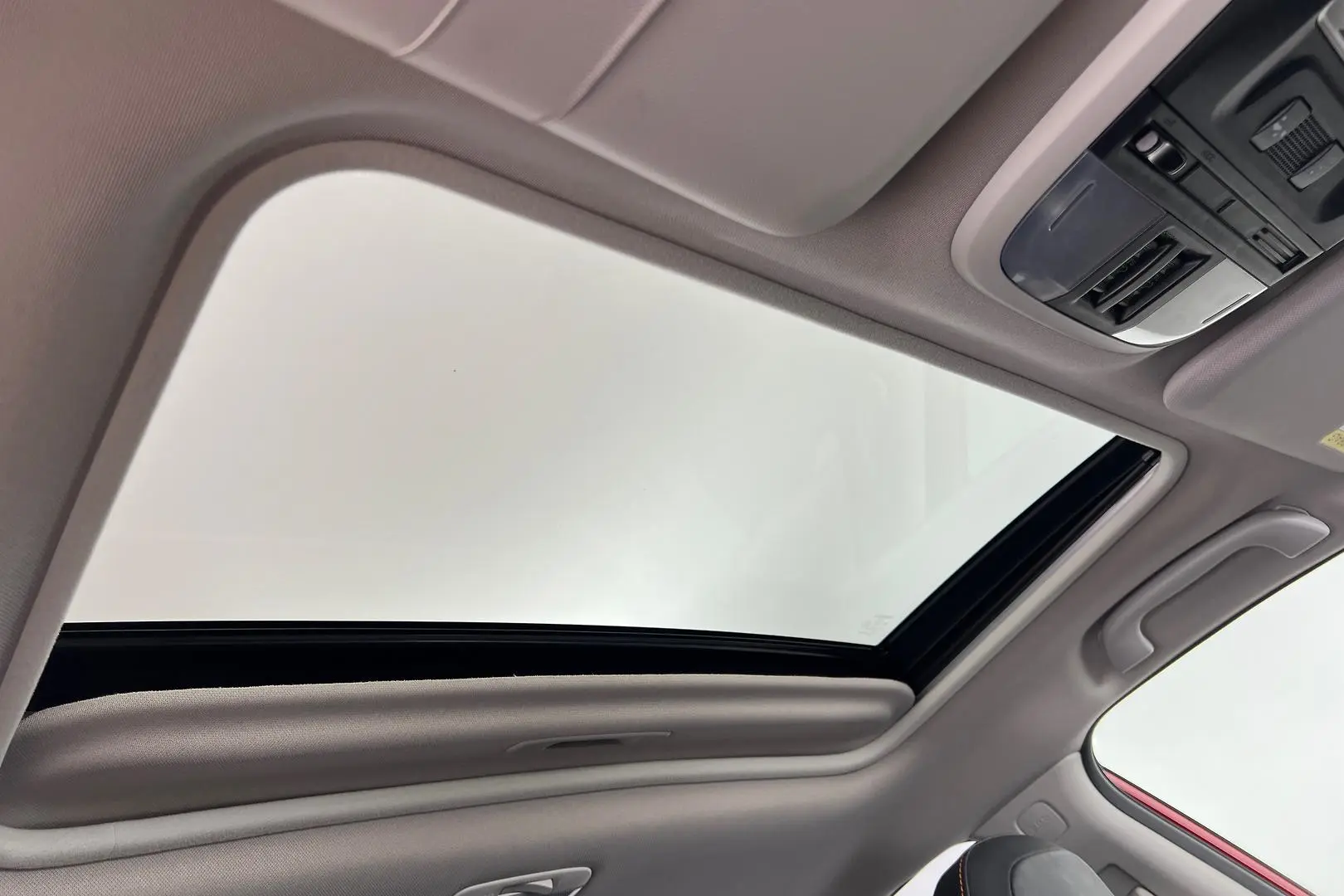 2021 Subaru XV Gallery Image 13