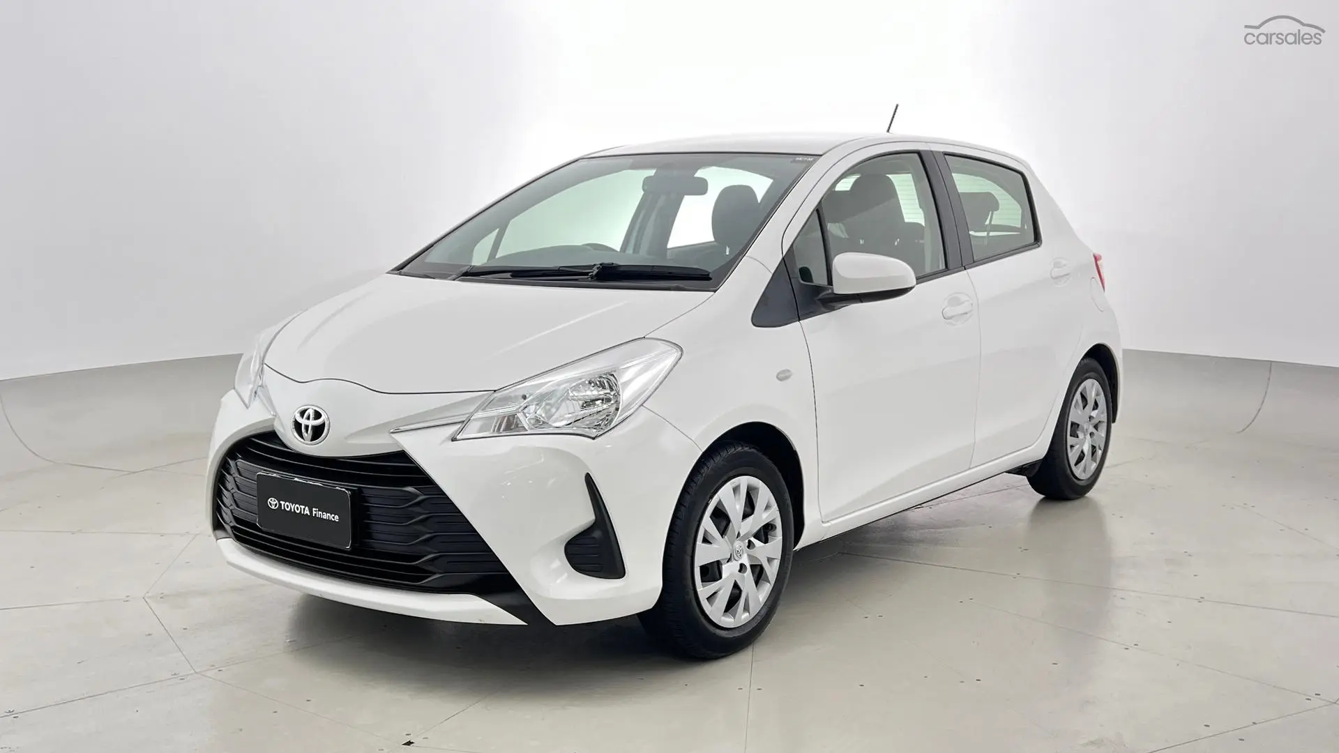 2019 Toyota Yaris Image 4