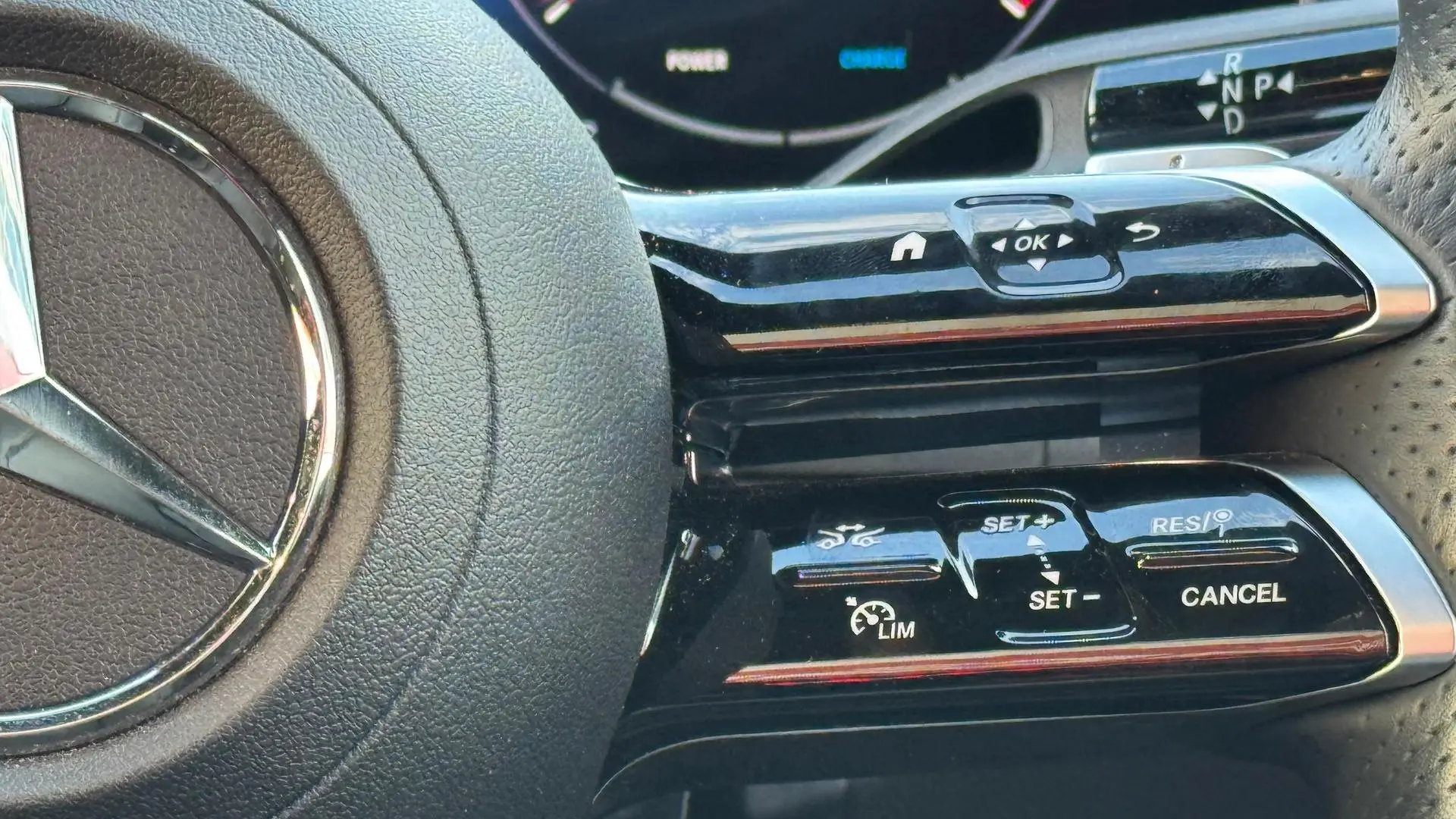 2023 Mercedes-Benz GLC-Class Gallery Image 30