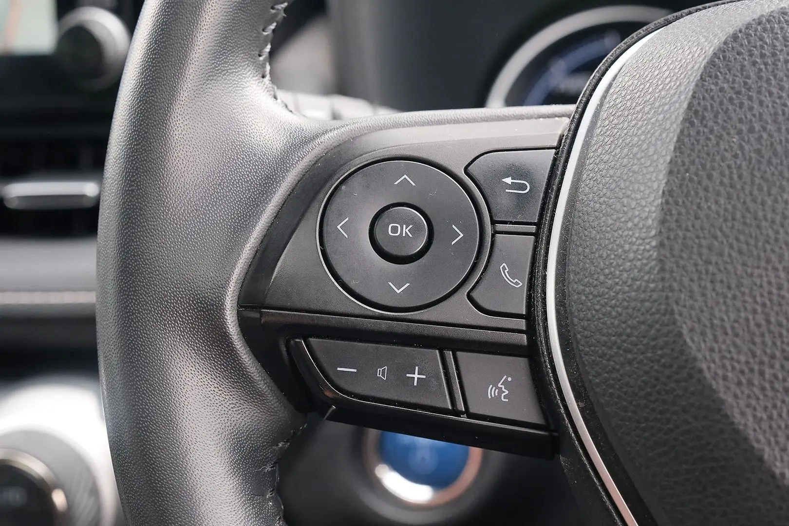 2021 Toyota RAV4 Gallery Image 17