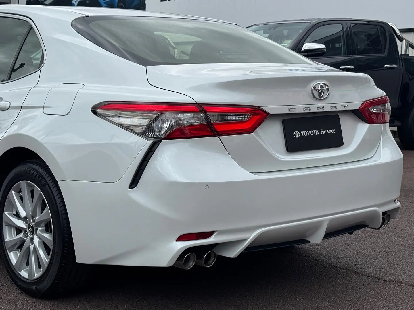 2018 Toyota Camry Gallery Image 8