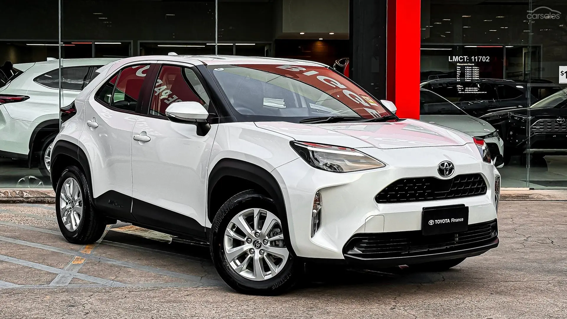 2023 Toyota Yaris Cross Image 1