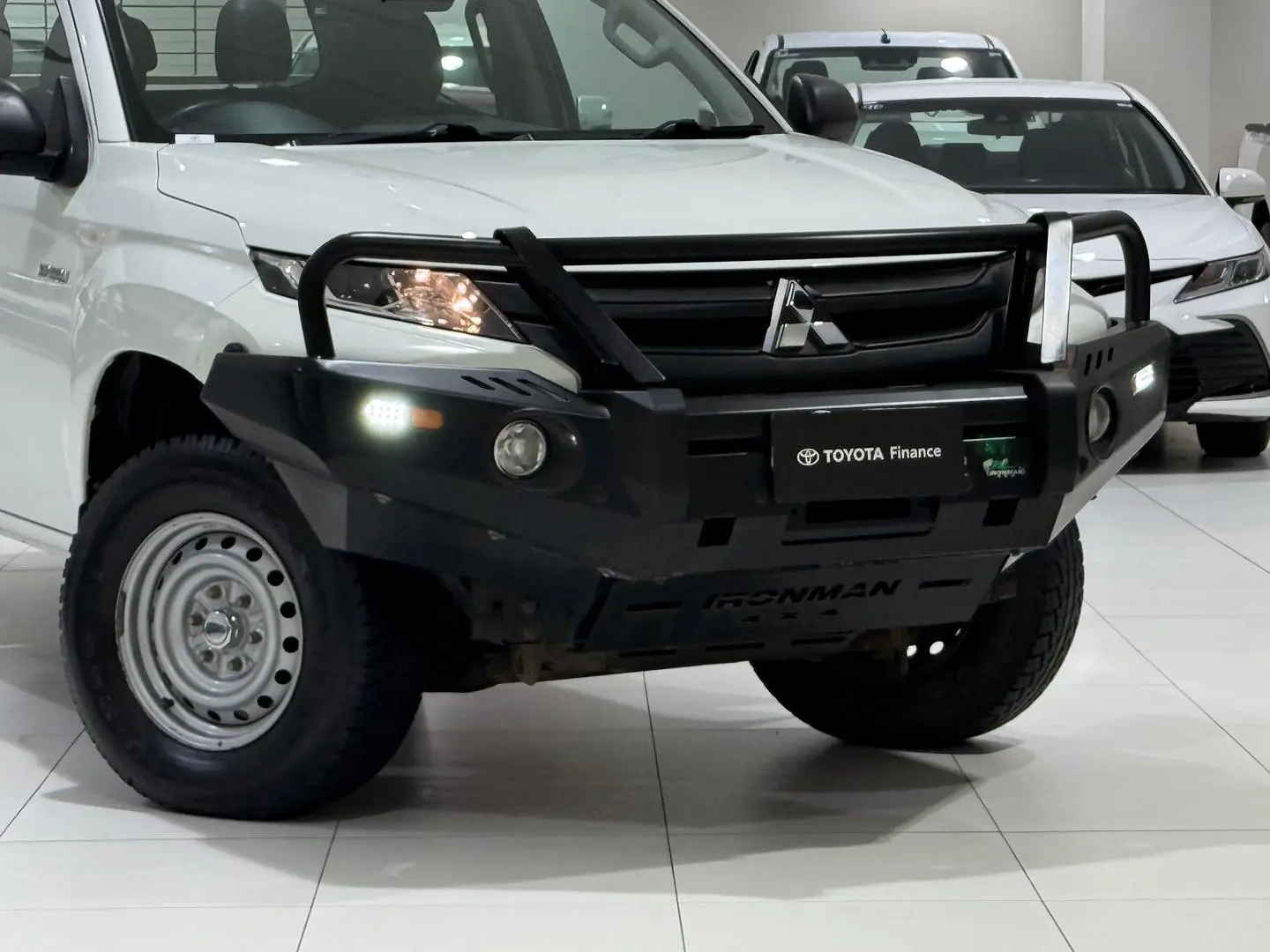 2020 Mitsubishi Triton Gallery Image 3