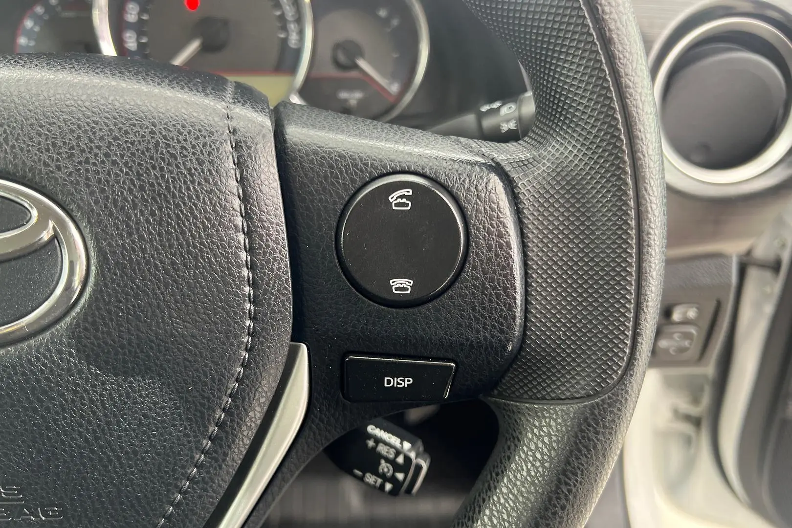 2014 Toyota Corolla Gallery Image 17