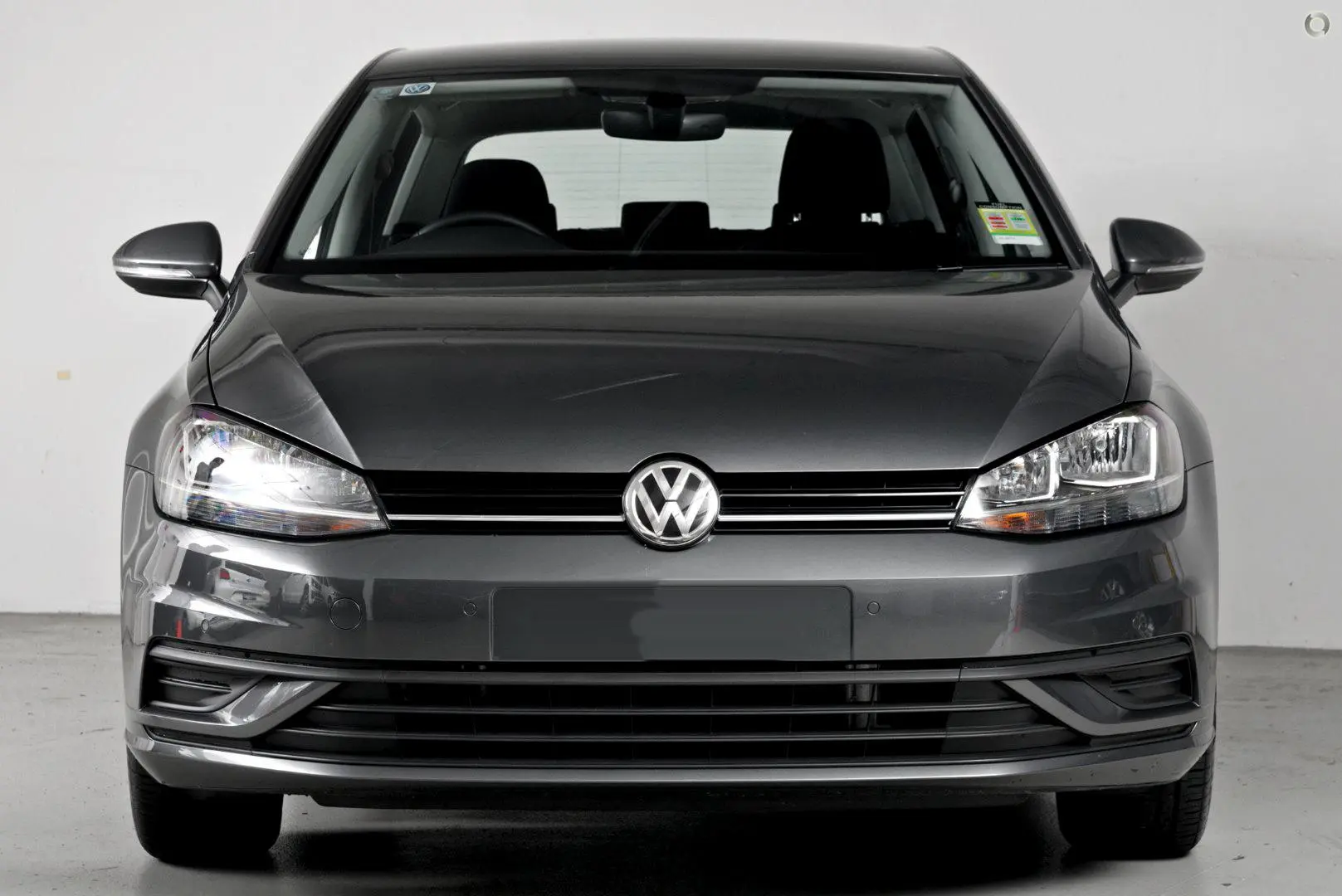 2019 Volkswagen Golf Gallery Image 2