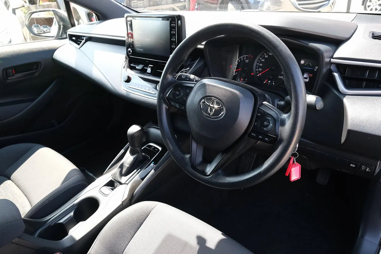 2018 Toyota Corolla Gallery Image 7