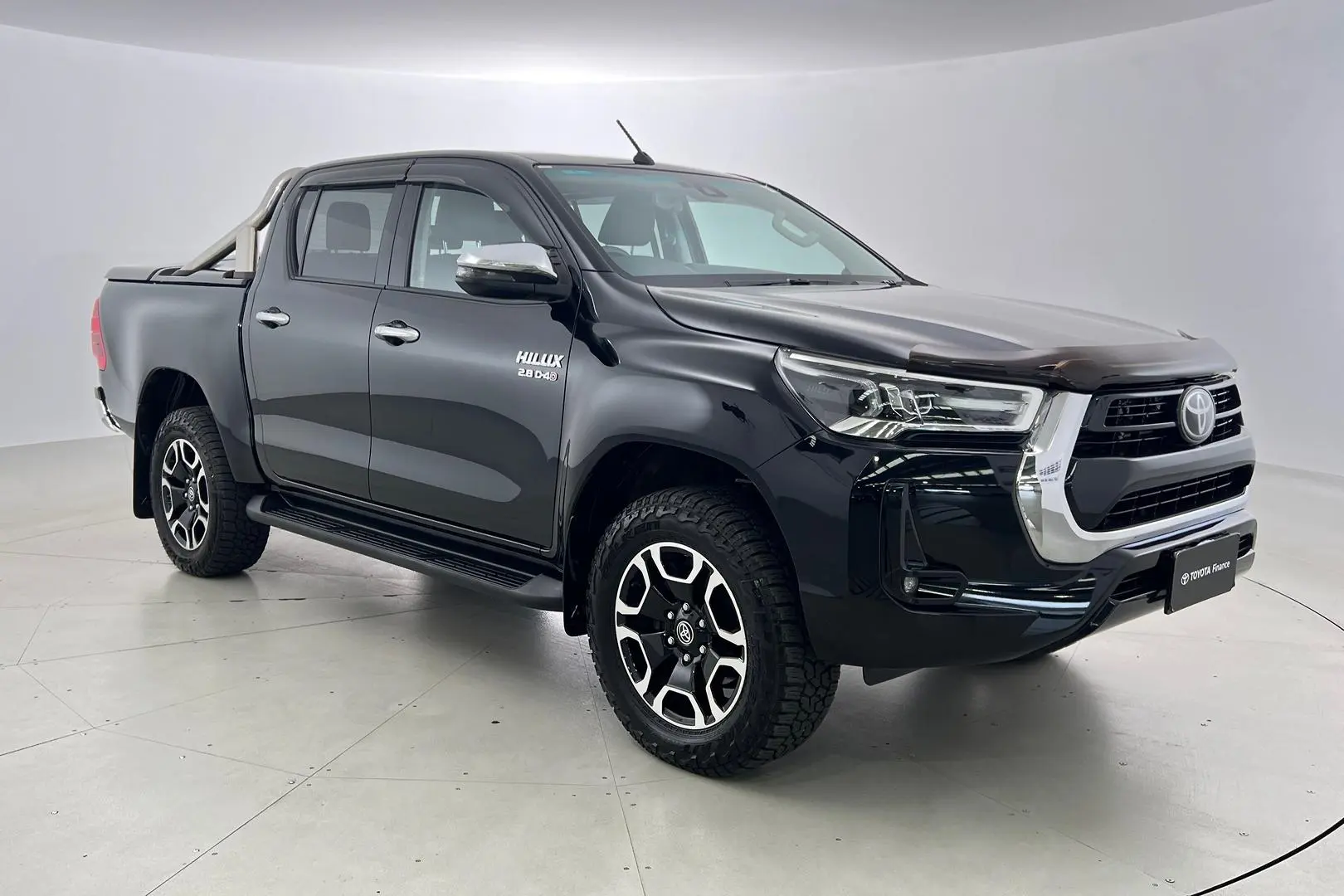 2020 Toyota Hilux Gallery Image 1