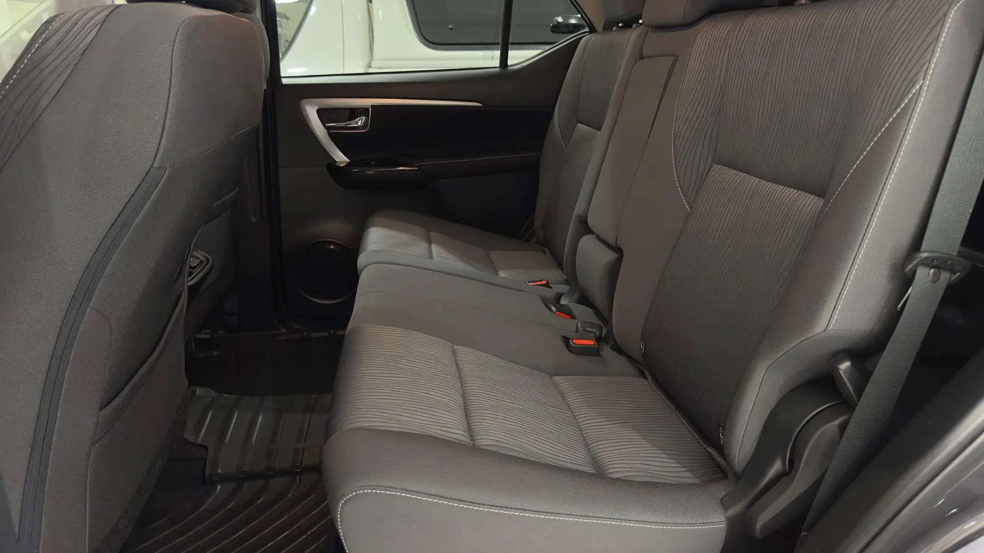 2025 Toyota Fortuner Gallery Image 13