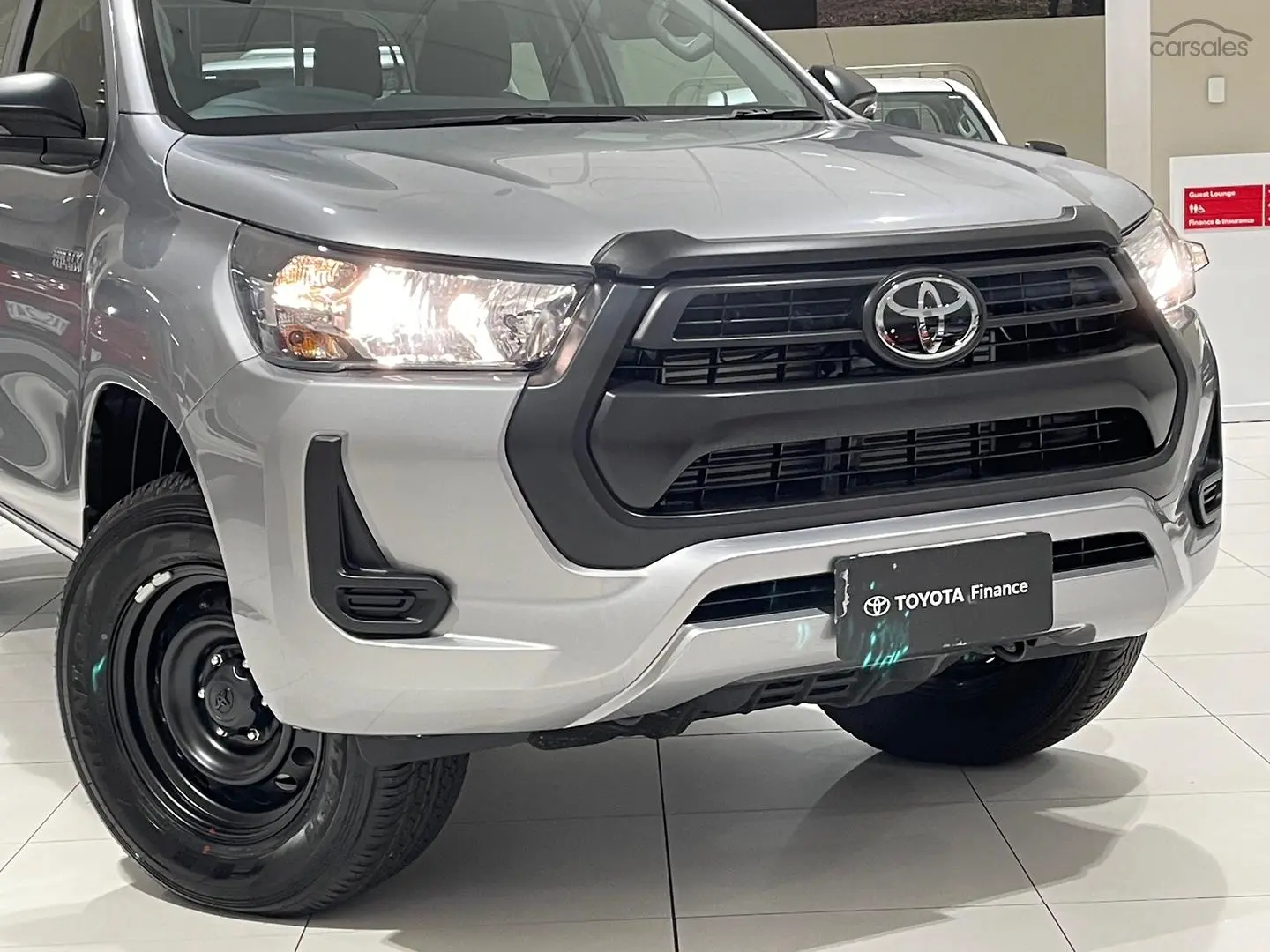 2022 Toyota Hilux Image 3