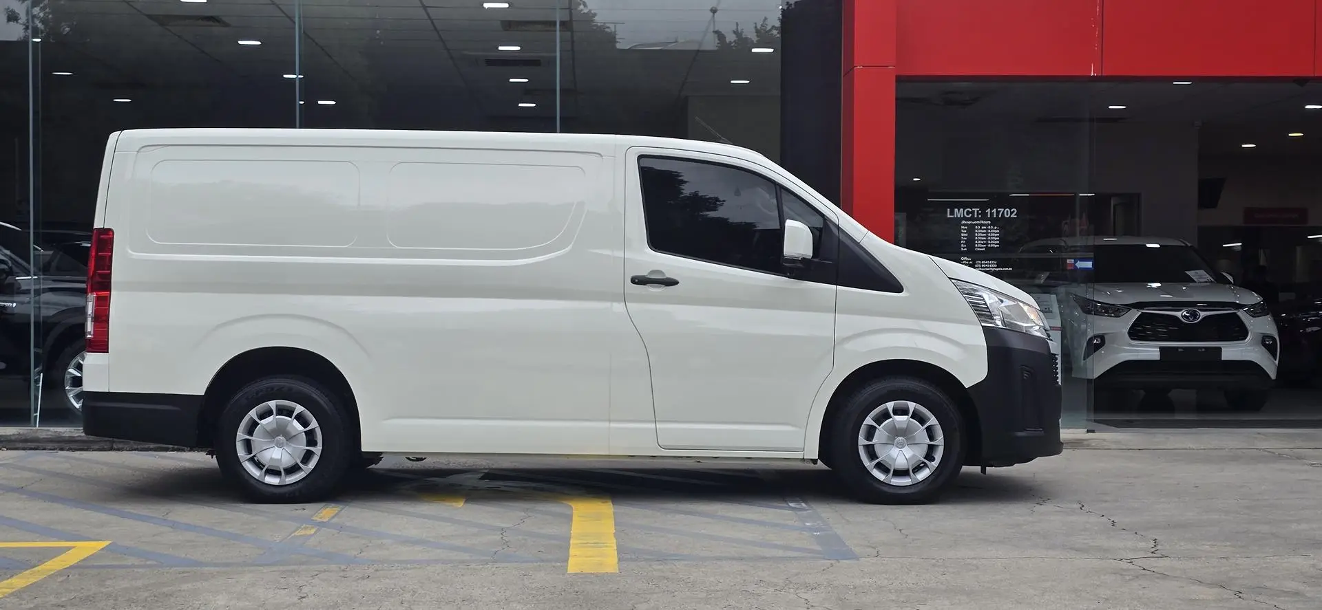 2022 Toyota Hiace Gallery Image 2