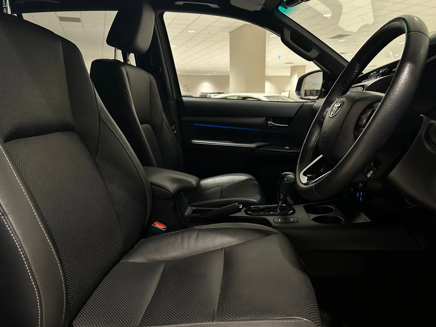 2021 Toyota Hilux Gallery Image 11