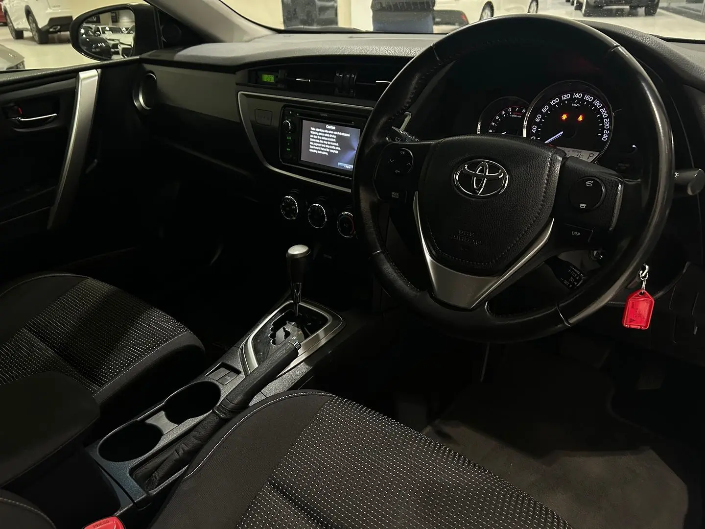 2014 Toyota Corolla Gallery Image 11