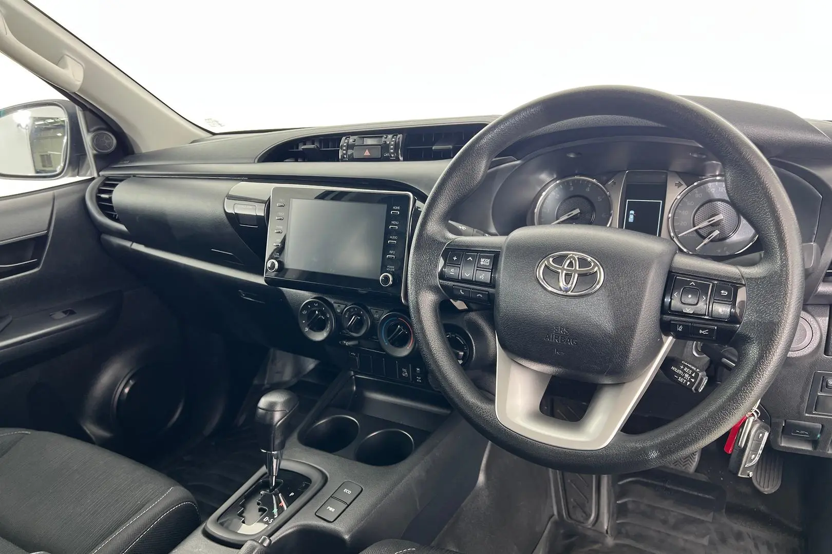 2021 Toyota Hilux Gallery Image 10