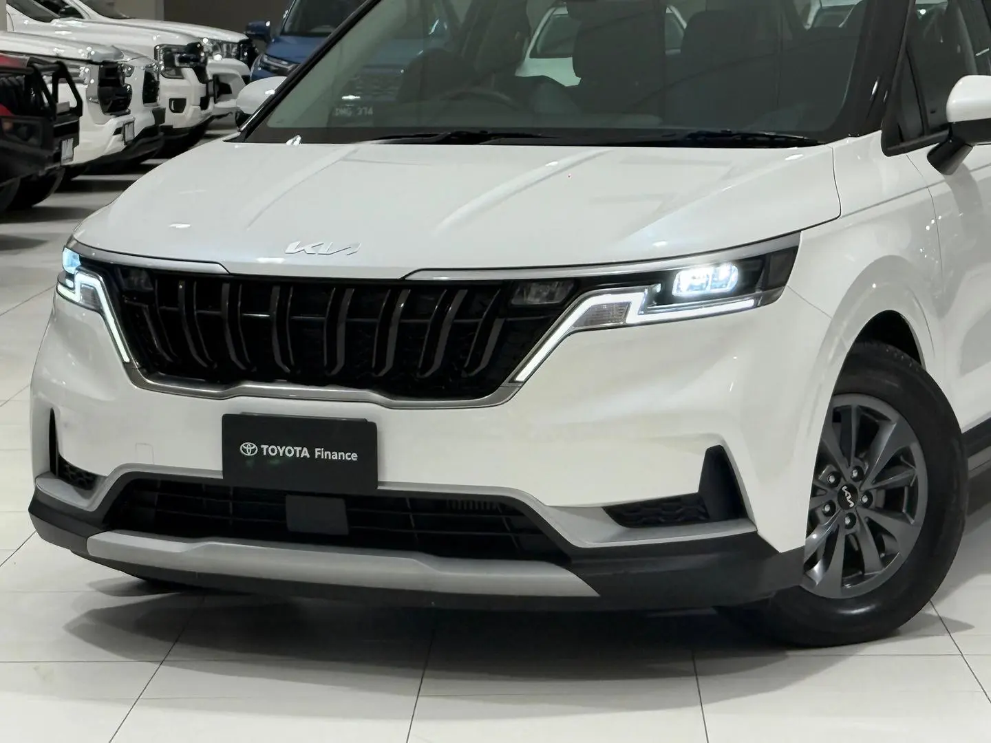 2022 Kia Carnival Gallery Image 7