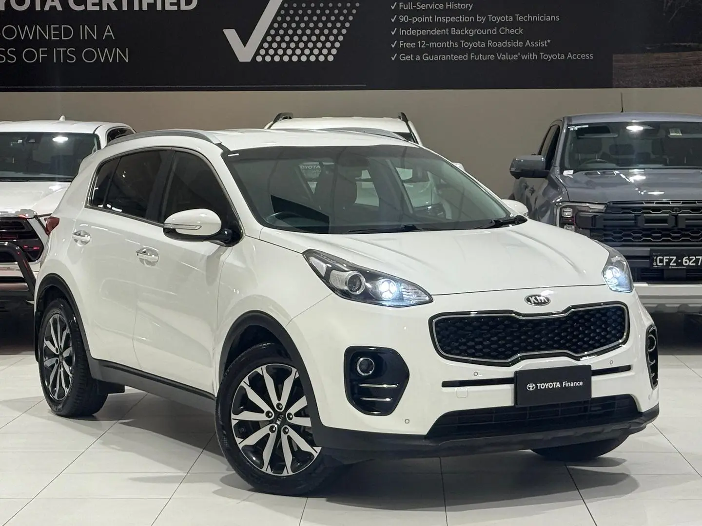 2017 Kia Sportage Gallery Image 1