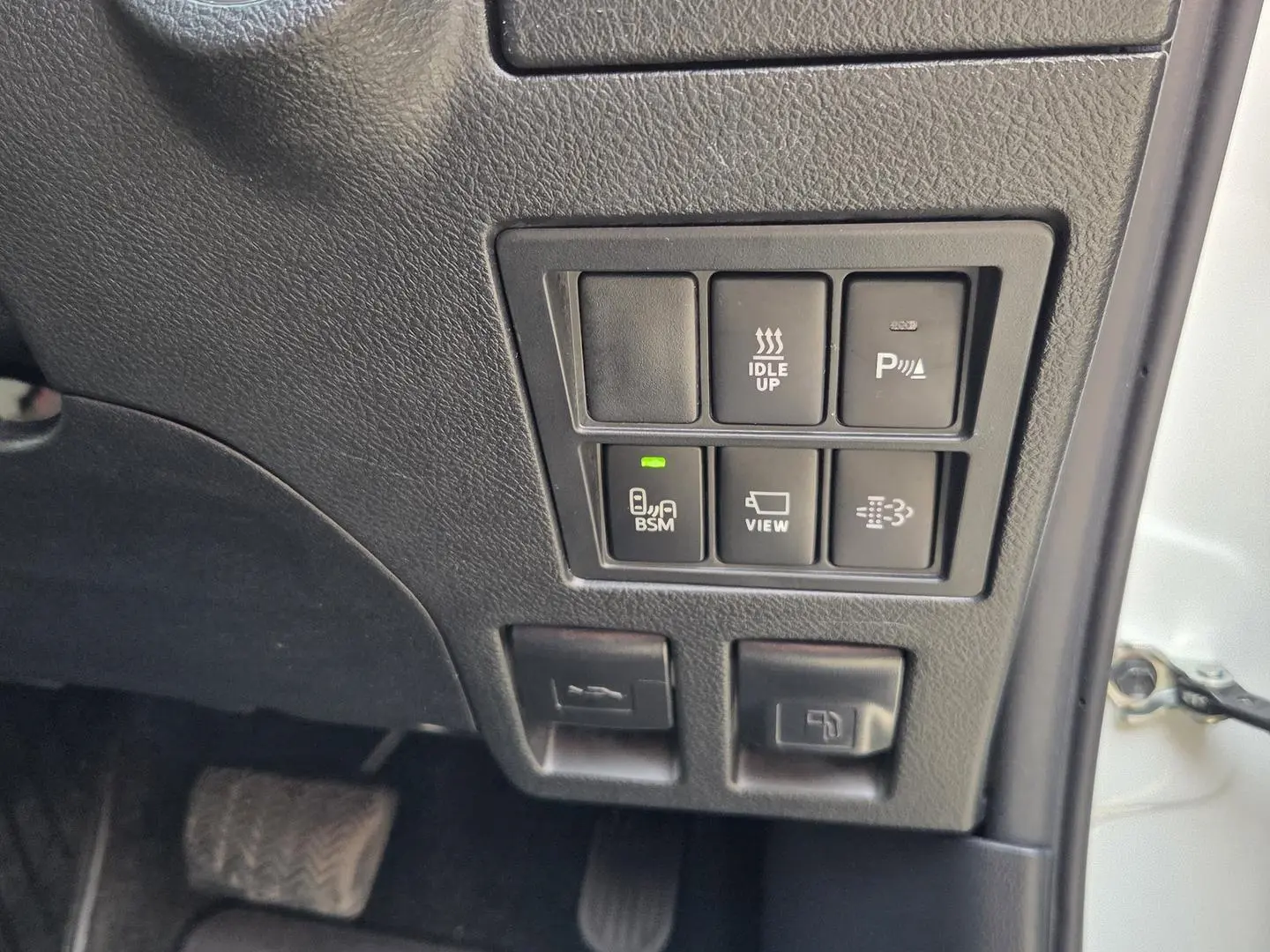 2024 Toyota Hilux Gallery Image 20
