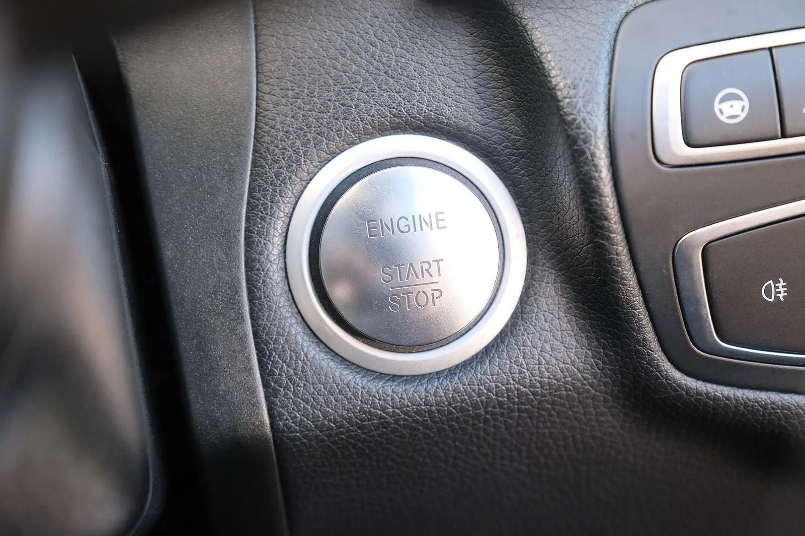 2019 Mercedes-Benz GLC-Class Gallery Image 17