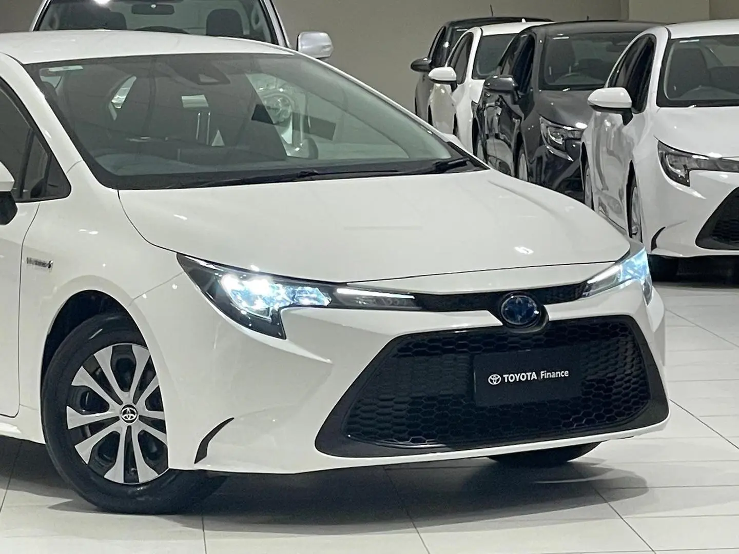 2021 Toyota Corolla Gallery Image 3