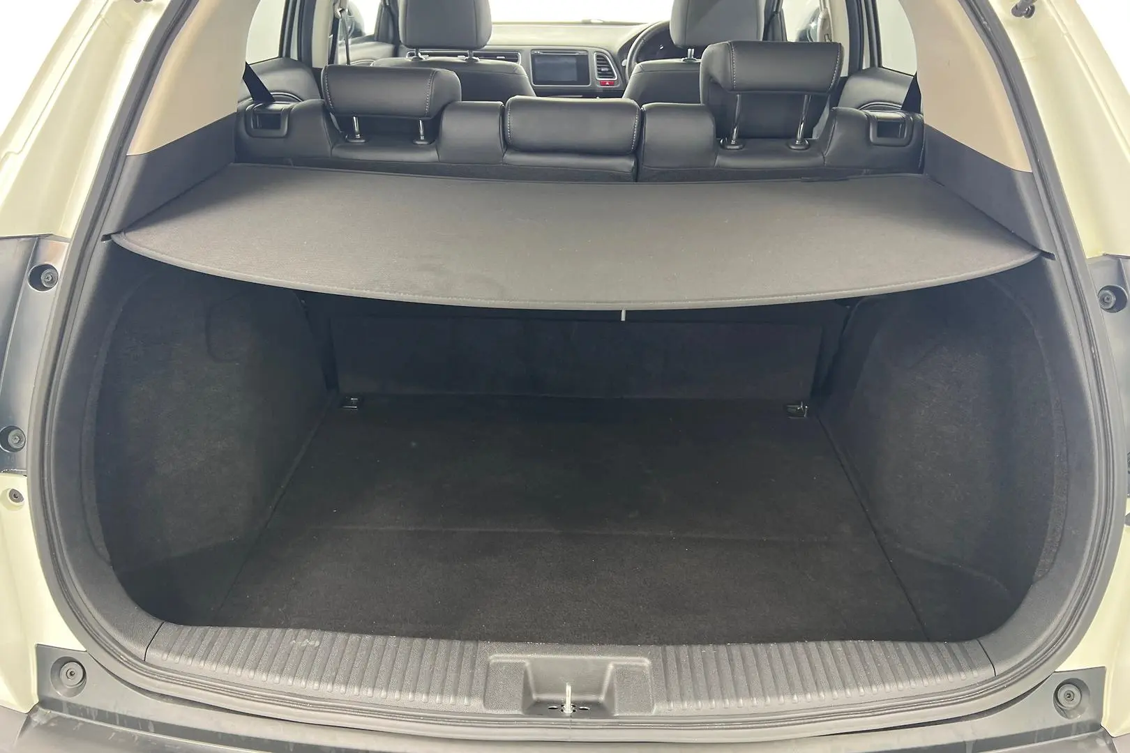 2016 Honda HR-V Gallery Image 17