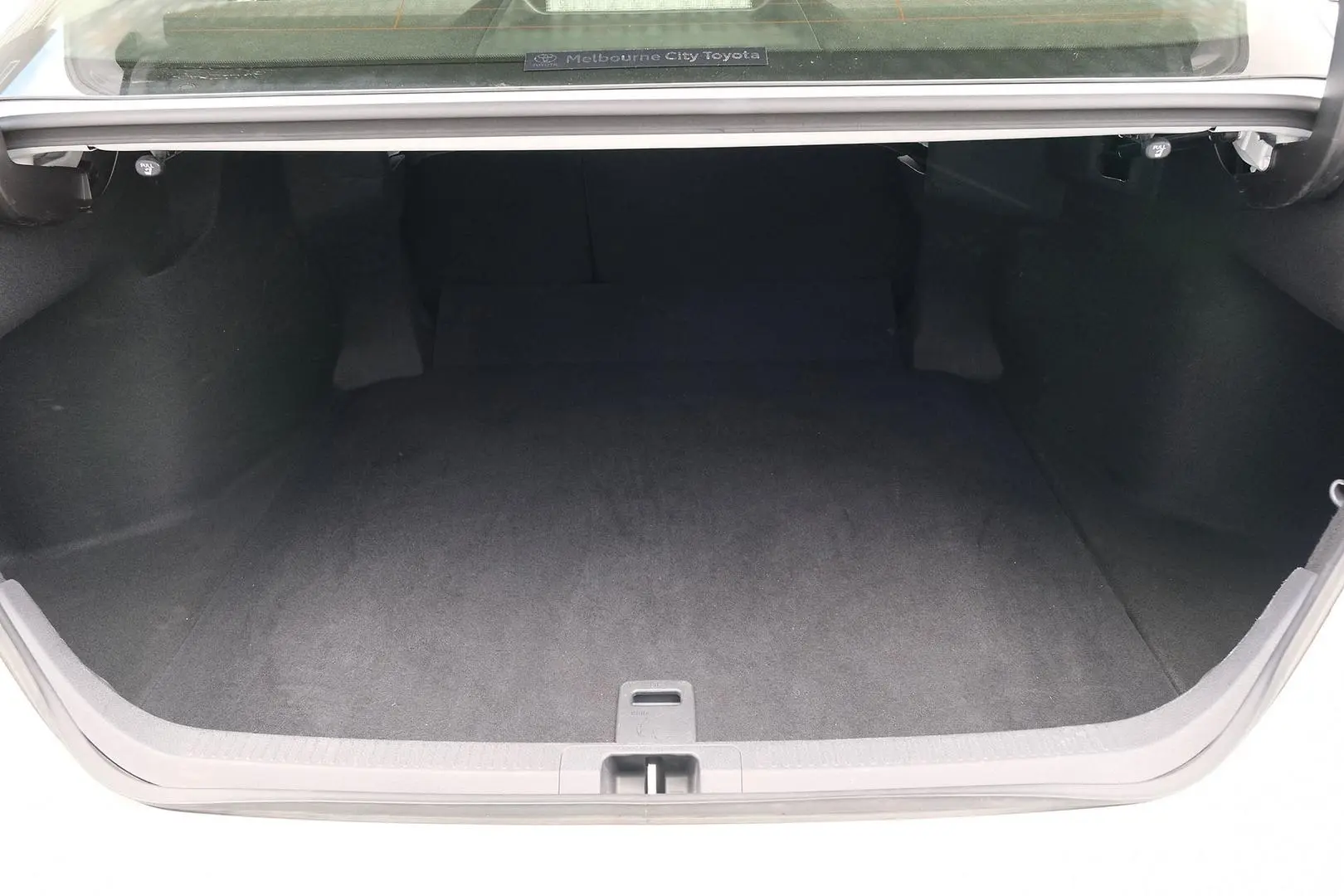 2024 Toyota Camry Gallery Image 10