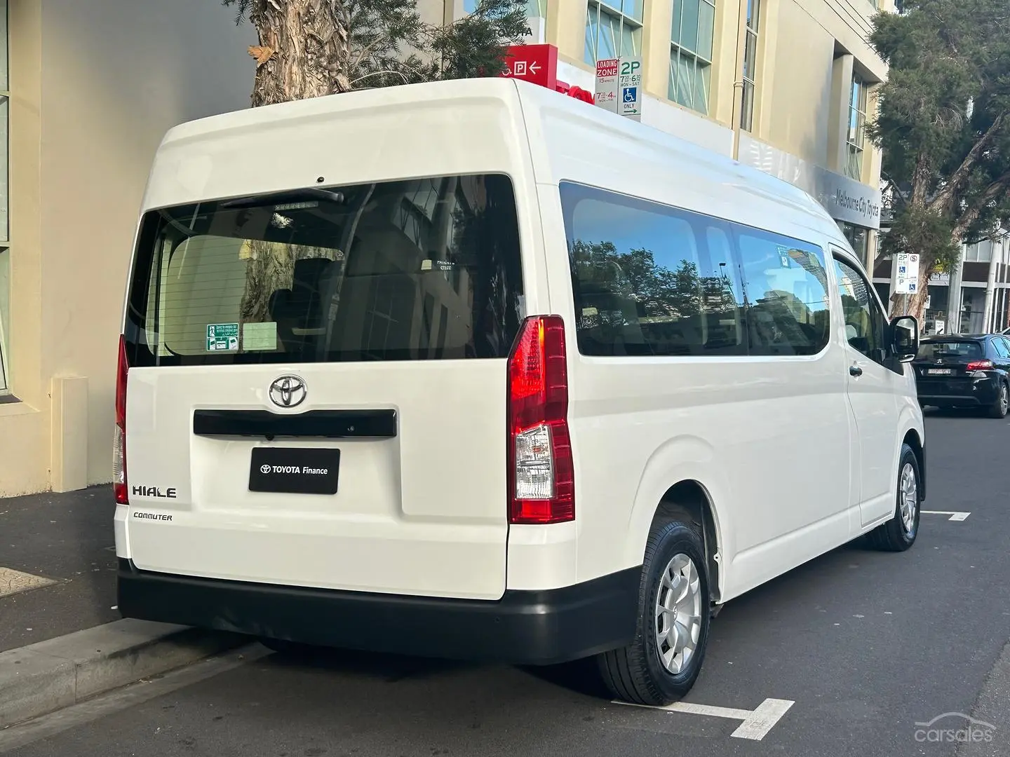 2019 Toyota Hiace Image 8