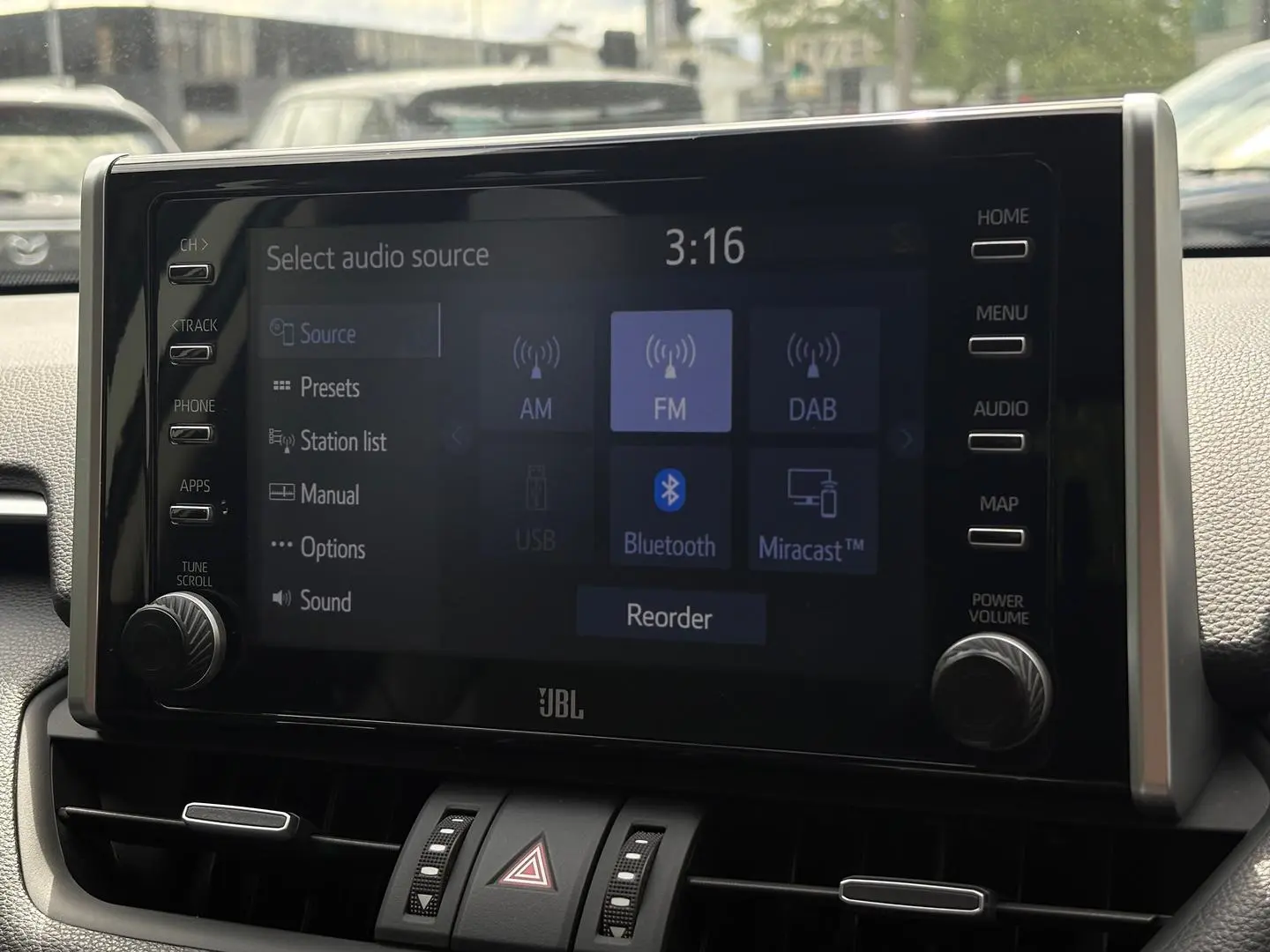 2019 Toyota RAV4 Gallery Image 16