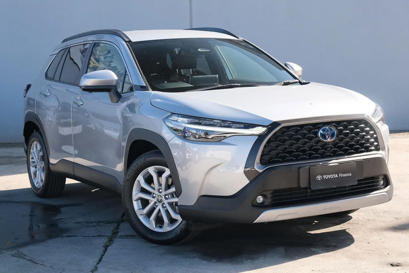 2023 Toyota Corolla Cross Gallery Image 1