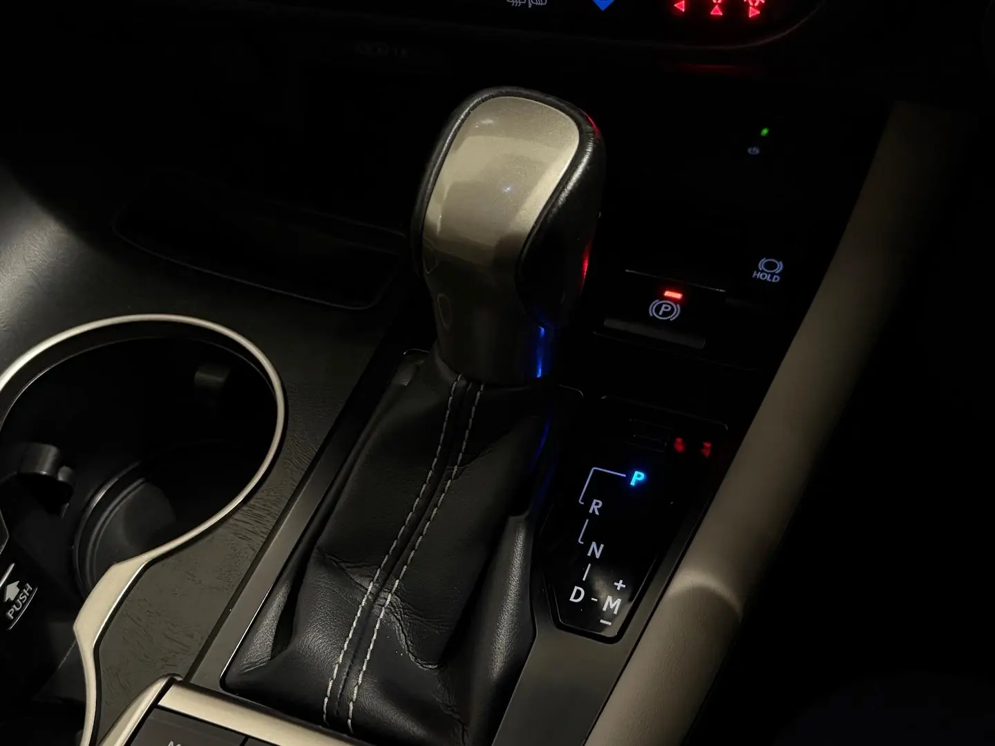 2022 Lexus RX Gallery Image 22