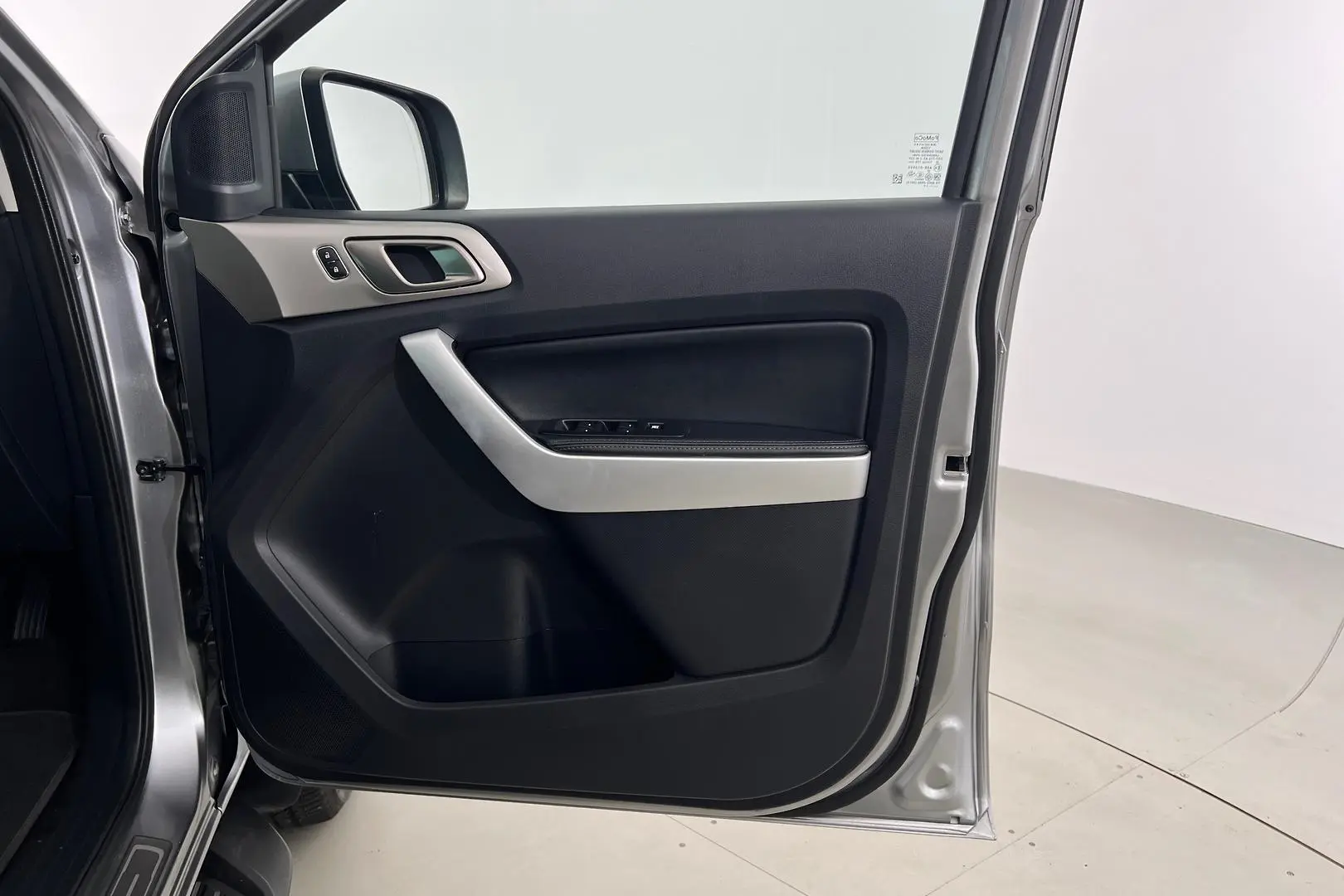 2019 Ford Everest Gallery Image 11