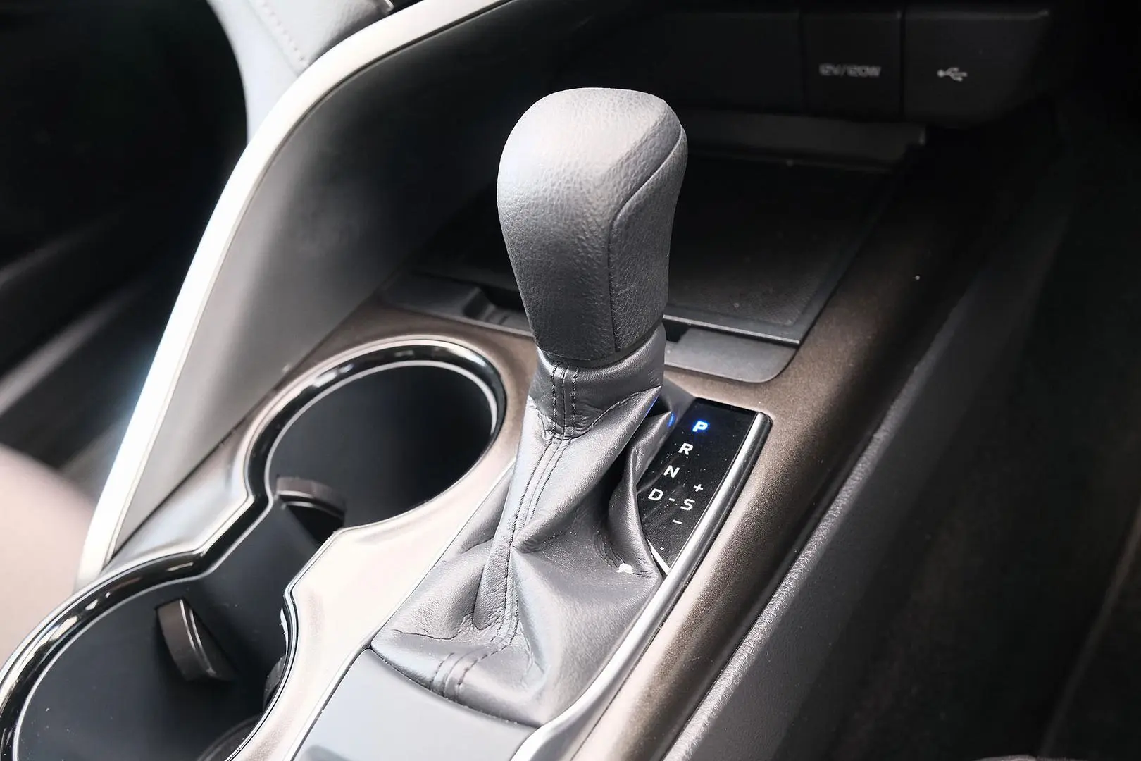 2024 Toyota Camry Gallery Image 18