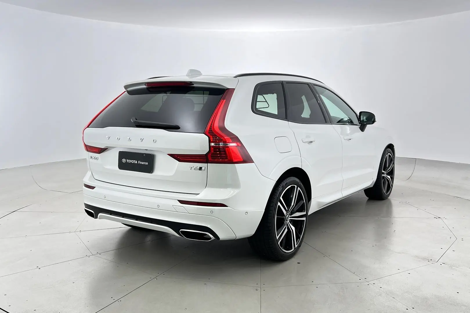 2021 Volvo Xc60 Gallery Image 5