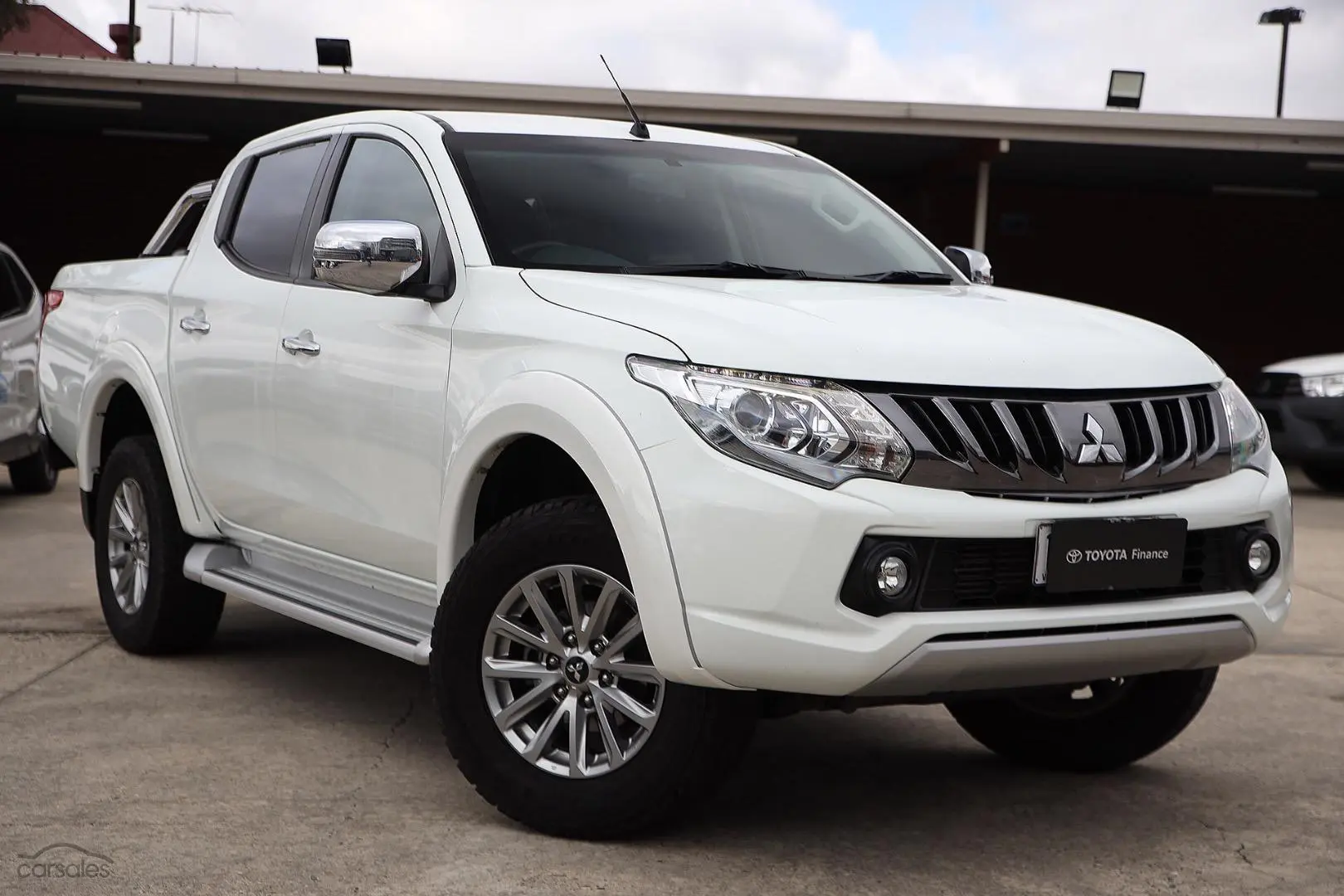 2018 Mitsubishi Triton Image 1