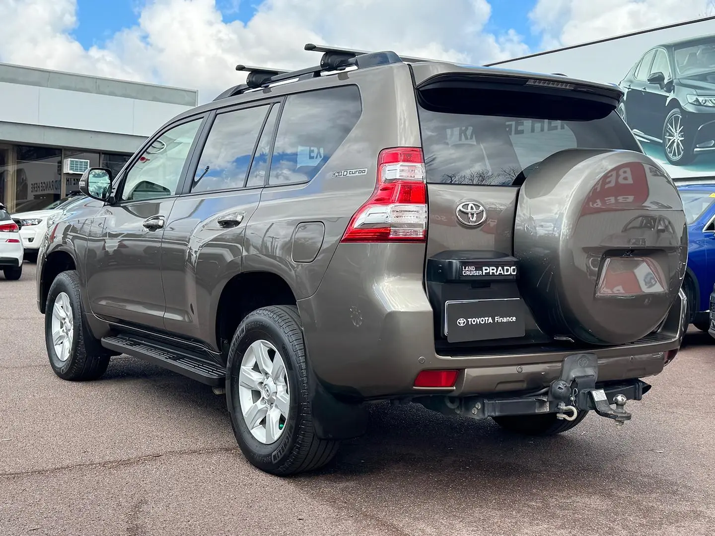 2014 Toyota Landcruiser Prado Gallery Image 7