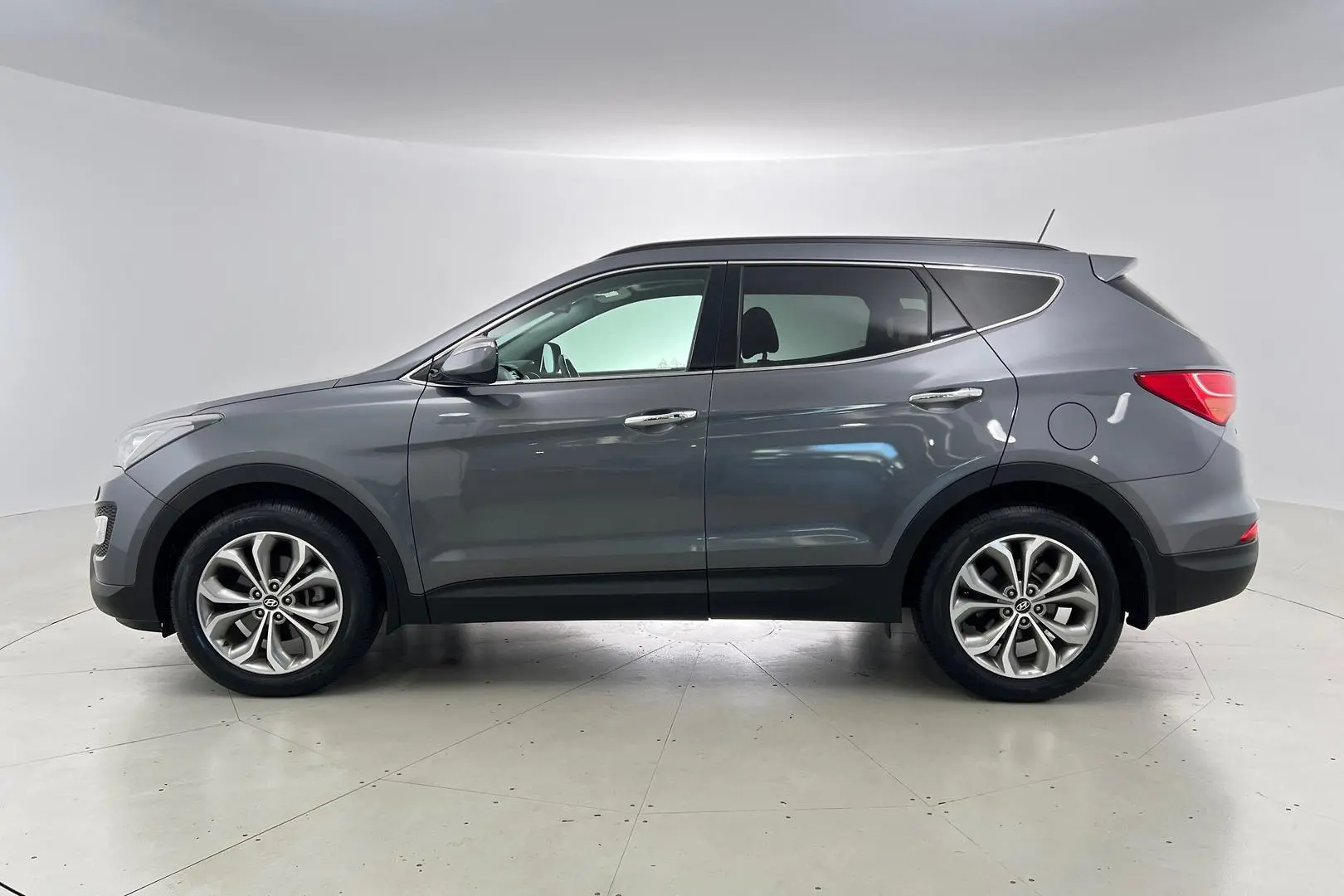 2013 Hyundai Santa Fe Gallery Image 7